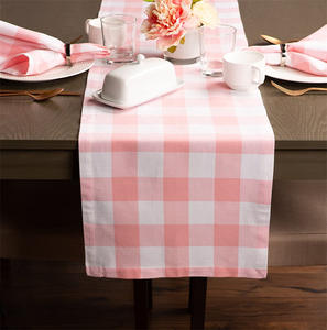 Vente en gros Nouveau chemin de table de Noël en tartan à carreaux Buffalo rouge Plaid décoration de table lavable résistant aux taches - Product Image 5