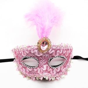 Usine directe italie <span class=keywords><strong>venise</strong></span> dames mascarade fête masque/translucide dentelle masque plume fête masque/halloween masque 70s femme - Product Image 5