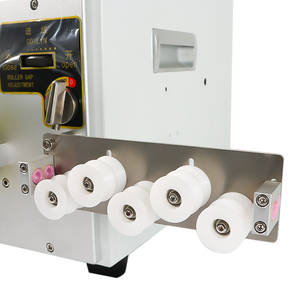 Hiệu quả cao Tự động USB cáp dữ liệu điện tử dây cắt và Tước máy - Product Image 3