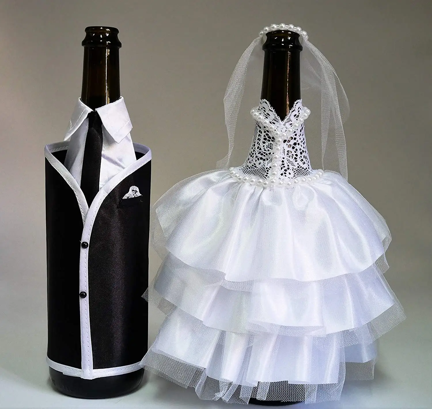 Bride and Groom Wine Bottle Cover Set Eco-friendly Non-toxic Fabric Wedding Wine Bottle Dress Up Best Couple Wedding Gifts