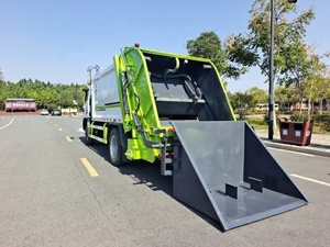 Véhicule <span class=keywords><strong>de</strong></span> collecte <span class=keywords><strong>de</strong></span> déchets DongFeng 8 cm3 Camionnette à <span class=keywords><strong>ordures</strong></span> à vendre - Product Image 5