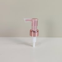 Fermetures de bouteilles en plastique PP personnalisables, écologiques, jetables et réutilisables, avec bouchon à vis, anti-déversement, ouverture facile, pour emballages cosmétiques à pompe