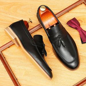 Zapatos Formales de Cuero Vacuno para Hombre, Estilo Europeo, Clásicos, Ajustados, para Boda, Estilo Moderno - Product Image 3