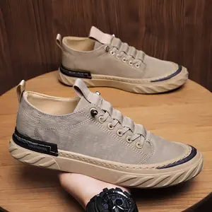 Sepatu kain kanvas pria, sneaker bernafas kasual versi Korea, sepatu kanvas trendi musim gugur untuk lelaki