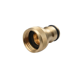 Raccord de tuyau d'eau en laiton 3/4 po 4-6 points pour machine à laver, robinet, lavage de voiture - Product Image 1