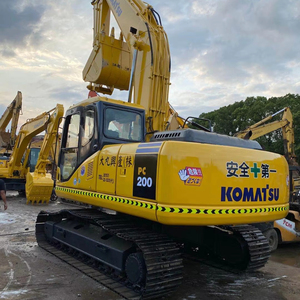 Excavatrice d'occasion KOMATSU PC200-7 Prix bas Excellentes performances Excavatrice d'occasion KOMATSU à vendre - Product Image 1