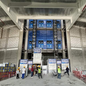 Dahan Full <span class=keywords><strong>Series</strong></span> Sc200/200 Intelligent Double-cage <span class=keywords><strong>Hoist</strong></span> 2000KG <span class=keywords><strong>Elevator</strong></span> Konstruksi Listrik dengan Ketinggian Maksimum 300m untuk Dijual - Product Image 5