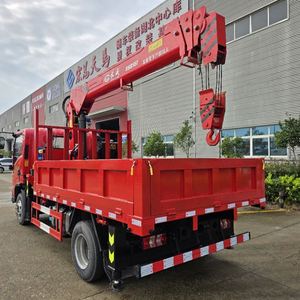 Grue montée sur camion Shacman 6,3 tonnes à bras droit pour le levage d'engins, le transport de marchandises et la manutention de matériaux sur routes montagneuses - Product Image 6
