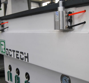 Hot bán <span class=keywords><strong>CNC</strong></span> <span class=keywords><strong>Router</strong></span> RC1325S-<span class=keywords><strong>ATC</strong></span> 1300x2500 mét tự động hóa trung tâm gia công với công cụ Tạp Chí - Product Image 5