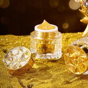 Loción Facial Premium Gold Silk Watery, Crema Antienvejecimiento con Ginseng como Ingrediente Principal para el Cuidado de las Arrugas de la Piel - Product Image 1