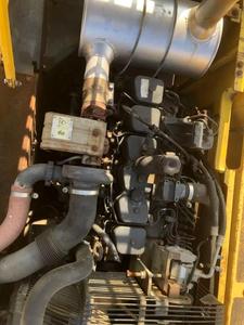 Excavateur sur chenilles Komatsu PC220 d'occasion Cylindre hydraulique 22 tonnes Composants du moteur et du noyau de la pompe Accessoires de godet à vendre - Product Image 3