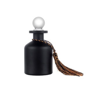 Bán Buôn Sang Trọng Nhãn Hiệu Riêng Sáng Bóng/Matte Màu Đen Thủy Tinh Reed Khuếch Tán Chai 100Ml <span class=keywords><strong>200Ml</strong></span> 250Ml Rỗng Màu Xám Hương Thơm Hương Thơm Chai - Product Image 4