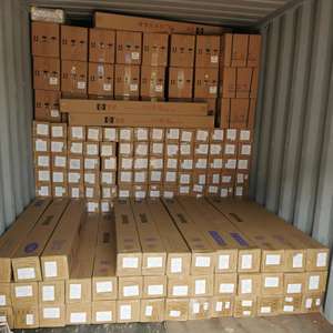 Rotolo di Vinile Autoadesivo in PVC Stampabile da 0.914/1.07/1.27/1.52m <span class=keywords><strong>per</strong></span> Stampa a Eco-Solvente, Rotolo di Vinile <span class=keywords><strong>per</strong></span> Piste da Ballo, Rotolo di Adesivo in Vinile PVC - Product Image 4