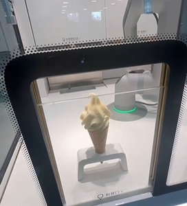 Robot de vente de crème glacée : Nouvelle station automatique de crème glacée robotisée, robot collaboratif (Cobot) à faible encombrement - Product Image 5