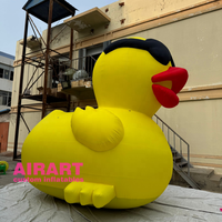 Canard gonflable géant Décoration Couleur jaune avec lunettes de soleil Modèle de dessin animé animal gonflable