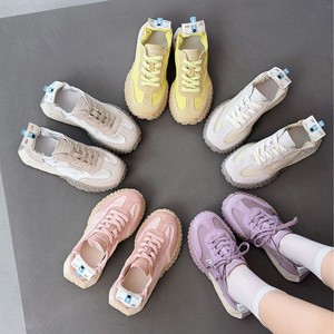 Nouvelles Chaussures de Course Décontractées Blanches à Plateforme et Semelle Souple pour Femmes, Style Allemand, Vente en Gros 2026 - Product Image 1