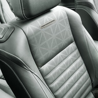 Autocollant de siège intérieur en métal personnalisé avec logo de voiture pour E30 E36 E90 E60 E39 E38 E46 F25