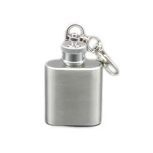 RTS 1 OZ Gantungan Kunci Portabel, Gantungan Kunci Flask 304 Stainless Steel Alkohol Minuman Keras Mini dengan Gantungan Kunci