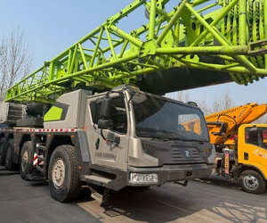 Grue sur camion Zoomlion ZAT1300H8, modèle 2021, bon état, 130 tonnes, avec grue SAC1300t, STC800t6, STC800t5, STC1000c7, à prix bas. - Product Image 4