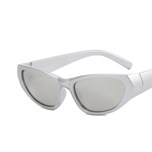 Nuevas Gafas de Sol <span class=keywords><strong>Alien</strong></span> 20898 Future Punk Y2K <span class=keywords><strong>con</strong></span> Logotipo Personalizado, Monturas de Metal y PC en Negro y Gris, <span class=keywords><strong>Lentes</strong></span> UV400, Estilo Cuadrado - Product Image 3