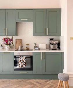 Cuisine couleur vert sauge Vermont avec porte Shaker Armoires de cuisine design Meubles de cuisine modernes