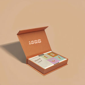 Custom Printing Nieuw Ontwerp Volwassen Communicatie Deck Party 100 150 600 Kaartspel Hoezen Met Magnetische Doos - Product Image 1