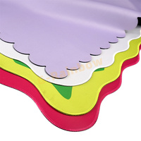 Tapis de Mahjong en Néoprène à Bordure Festonnée, Surface Épaisse et Imperméable pour Table de Mahjong