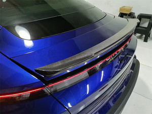 Nouvel aileron et ailes de spoiler en fibre de carbone pour Porsche Taycan - Product Image 6