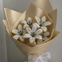 Bunga Manik-Manik Lily Buatan Tangan Buket Bunga Berhias Manik-Manik Hadiah Natal Dekorasi Rumah Hari Raya Pemasok Florist Toko Hadiah Tahun Baru