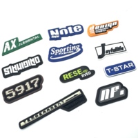 Étiquettes personnalisées en PVC souple pour vêtements, sacs, logo en relief en caoutchouc 3D, étiquettes de marque personnalisées, rouleau d'étiquettes en silicone lavable pour vêtements
