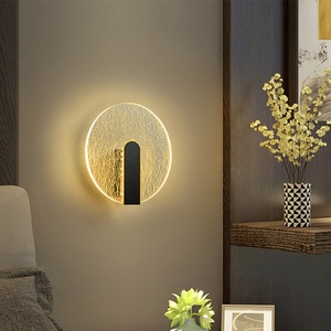 Lámpara de Pared Moderna Minimalista para Dormitorio u Hotel, Lámpara LED Acrílica Redonda Dorada, Regulable, con Soporte de Pared - Product Image 1