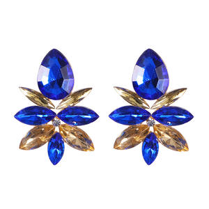 Boucles d'oreilles pendantes pour femme, style rétro exagéré, bleu royal, cristal, boucles d'oreilles de mariée - Product Image 4