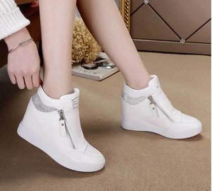 <span class=keywords><strong>Sneakers</strong></span> con aumento <span class=keywords><strong>interno</strong></span> Casual con suola spessa <span class=keywords><strong>tacco</strong></span> alto nuove scarpe bianche eleganti con taglio alto per le donne - Product Image 6