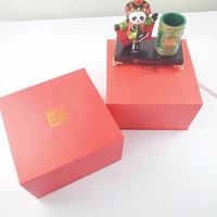 Boîte d'emballage magnétique en forme de livre en carton rigide écologique et résistant pour tasse à café, tasse en céramique, insert en éponge