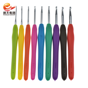 Hebei pendgda 9pcs tpr mango de plata jumbo <span class=keywords><strong>tulip</strong></span> <span class=keywords><strong>etimo</strong></span> de acero inoxidable gancho de ganchillo conjunto - Product Image 1