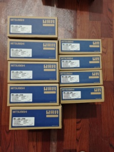 Mitsubishi PLC MODE FX3U-128MR/ES hecho en Japón original y nuevo - Product Image 4