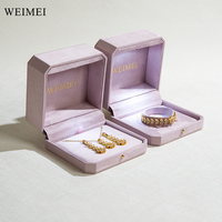 WEIMEI benutzer definierte Achteck Mikro faser lila Ring Halskette Anhänger LED Schmuck verpackung Box