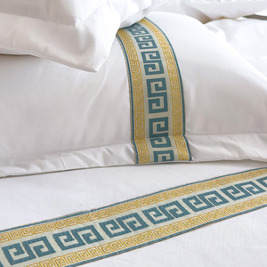 Parure de <span class=keywords><strong>lit</strong></span> 4 pièces en coton 100% brodé blanc pur, style simple, <span class=keywords><strong>pour</strong></span> hôtel 5 étoiles et gîte, comprenant housse de couette et drap. - Product Image 3
