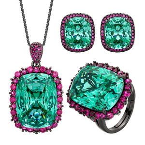 Conjunto de Collar y Pendientes de Cobre Ecológico con Circonita Cúbica Verde Esmeralda de 15*20MM, Diseño de Nido de Pájaro, para una Elegancia Atemporal - Product Image 1