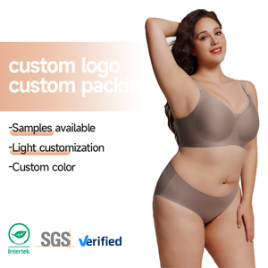 Sujetadores de mujer de talla grande, sin aros, con diseño sólido, transpirables, con tirantes ajustables y almohadillas extraíbles. - Product Image 1
