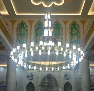 โคมไฟระย้า<span class=keywords><strong>อิสลาม</strong></span>ปรับแต่ง,โคมไฟระย้าคริสตัลไฟมัสยิดทองคำหรูหราขนาดใหญ่สำหรับโบสถ์ - Product Image 3