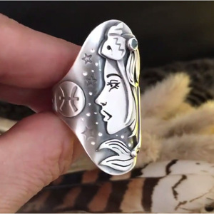 Creative Animal Shaped Woman Head <b>Ring</b> Pisces Zodiac Design Punk Style Jewelry For Women Gift Fashion <b>Rings</b> - Product Image 2