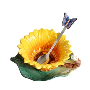 陶瓷汤碗带托盘定制独特的向日葵形甜点碗菜肴