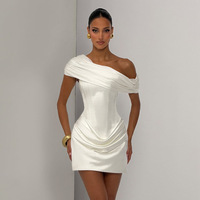 Robe Courte Femme Asymétrique Drapée en Satin de Soie Style Corset – Tenue Sexy pour Mariage, Cocktail ou Soirée – Personnalisation OEM