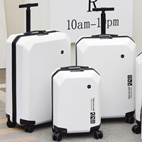 Nouvelle collection 2026 : Ensemble de valises rigides en polycarbonate au design neutre et tendance, tailles 20, 24 et 26 pouces, avec chariot de transport pour l'aéroport, en stock.