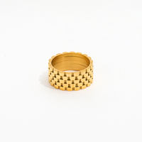 Bague Chaîne Tendance en Acier Inoxydable Plaqué Or 18K pour Femme, Idéale pour les Fêtes et les Cadeaux – Vente en Gros