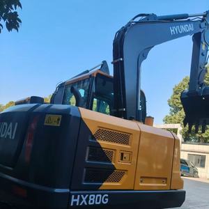 Mini-excavatrice sur chenilles Hyundai HX80G d'occasion, 8 tonnes, faible nombre d'heures de fonctionnement, bon état, moteur d'origine, système hydraulique stable, pour usage municipal - Product Image 5