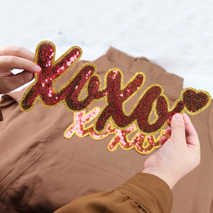 Patch brodé en gros de transfert de chaleur Chenille Valentine à repasser sur patchs pour vêtements Saint Valentin - Product Image 1
