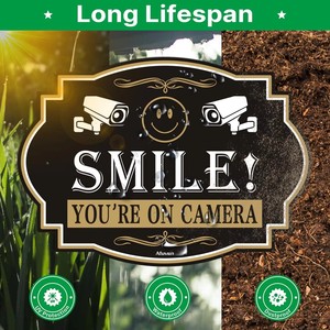Letrero Reflectante de Aluminio con la Frase 'Sonreídos, estás en cámara', Letrero Decorativo de Advertencia para Video de 7x10 Pulgadas para el Hogar y Negocios - Product Image 3