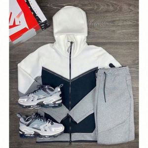 Ensemble de survêtement décontracté pour homme, respirant, personnalisable, avec sweat à capuche zippé et pantalon de jogging, idéal pour l'automne - Product Image 2